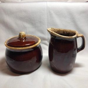 Hull pottery brown drip sugar and creamer set